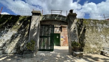 Tham Quan Nhà Tù Côn Đảo - Chứng Nhân Lịch Sử Thu Hút Du Khách